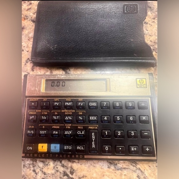 Hewlett Packard HP-12C financial calculator w/ HP‎ soft case - Picture 1 of 5